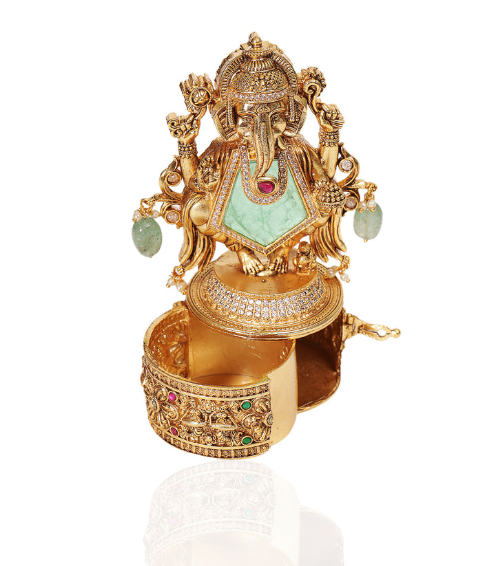 GANESHA GOLD PALTED MINT ORNATE BOX