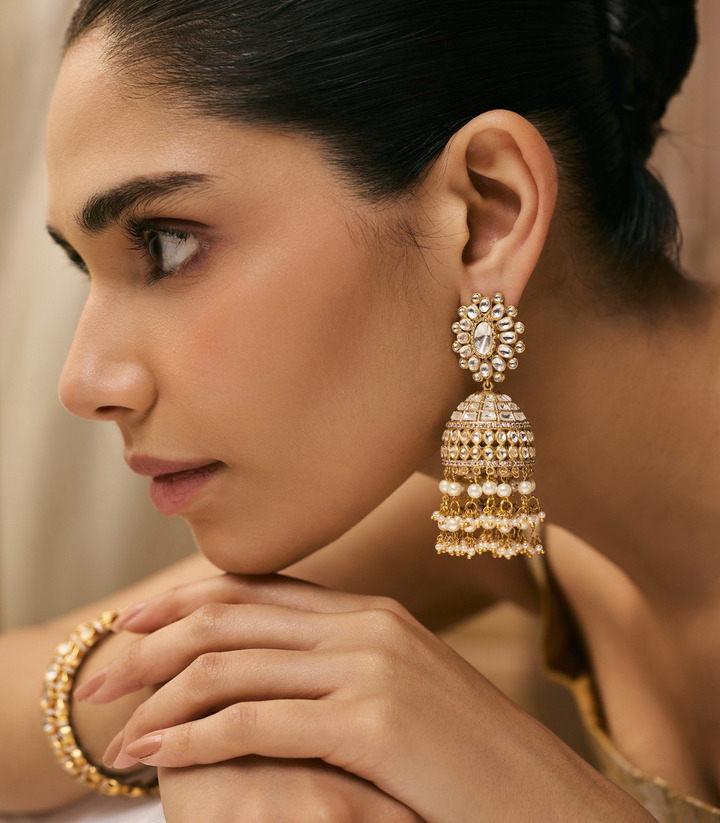 TANVI WHITE POLKI JHUMKA