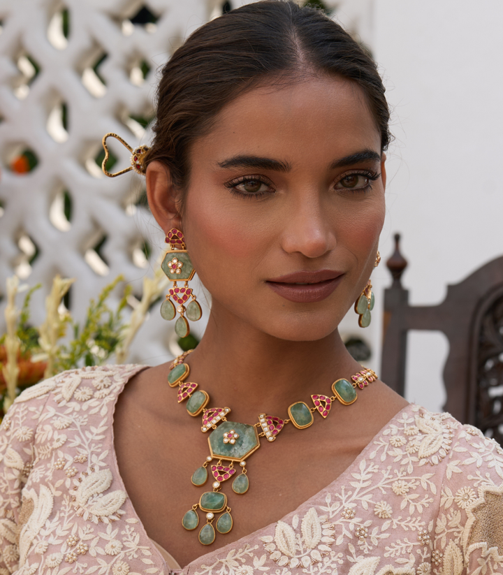 MAITREYI GREEN KUNDAN LONG NECKLACE