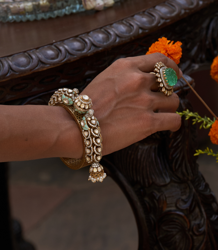 VAJRA MINT POLKI BANGLES