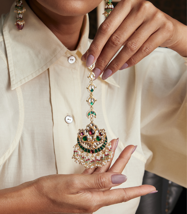 IQRA RED & GREEN KUNDAN TIKA