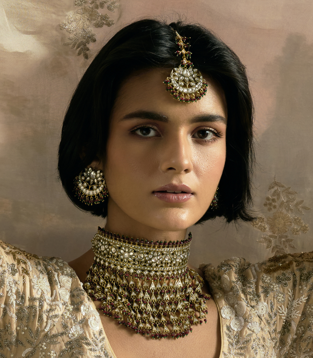 HRIDYA KUNDAN RED & GREEN TIKKA