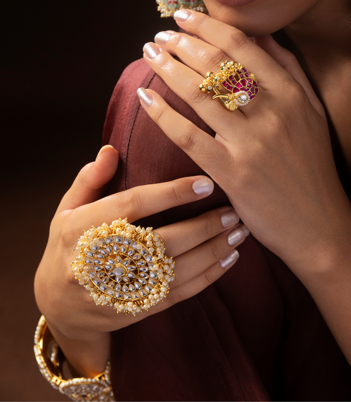 ZAINA WHITE KUNDAN RING