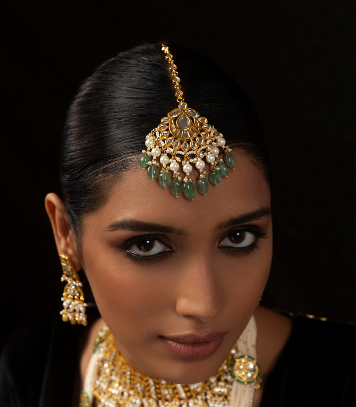 PURNIMA GREEN KUNDAN TIKA