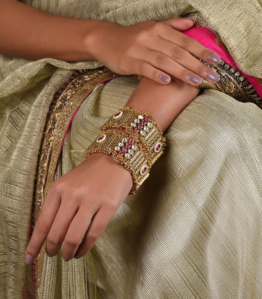 AVNI GOLD PLATED RED BANGLES