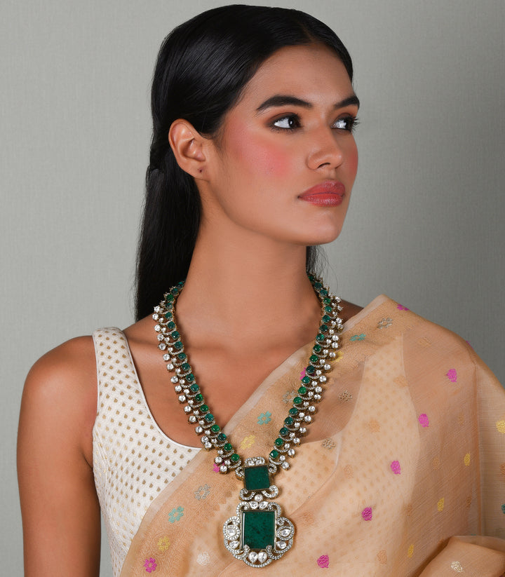 HIMANSHI GREEN POLKI PENDANT SET