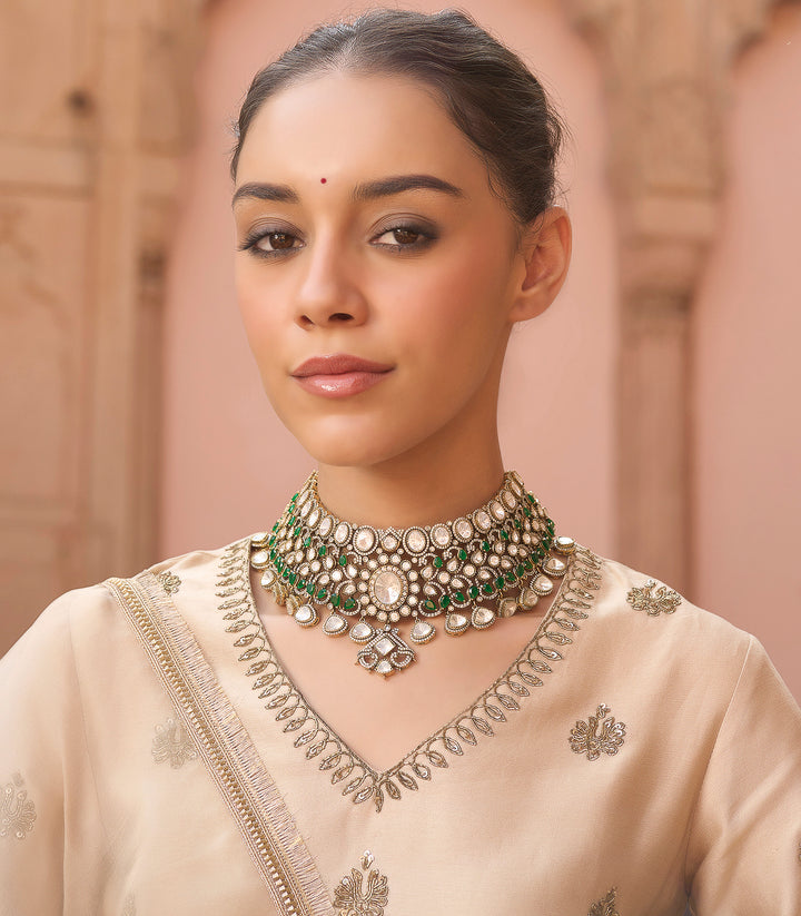 BHAVYA GREEN & WHITE KUNDAN NECKLACE SET