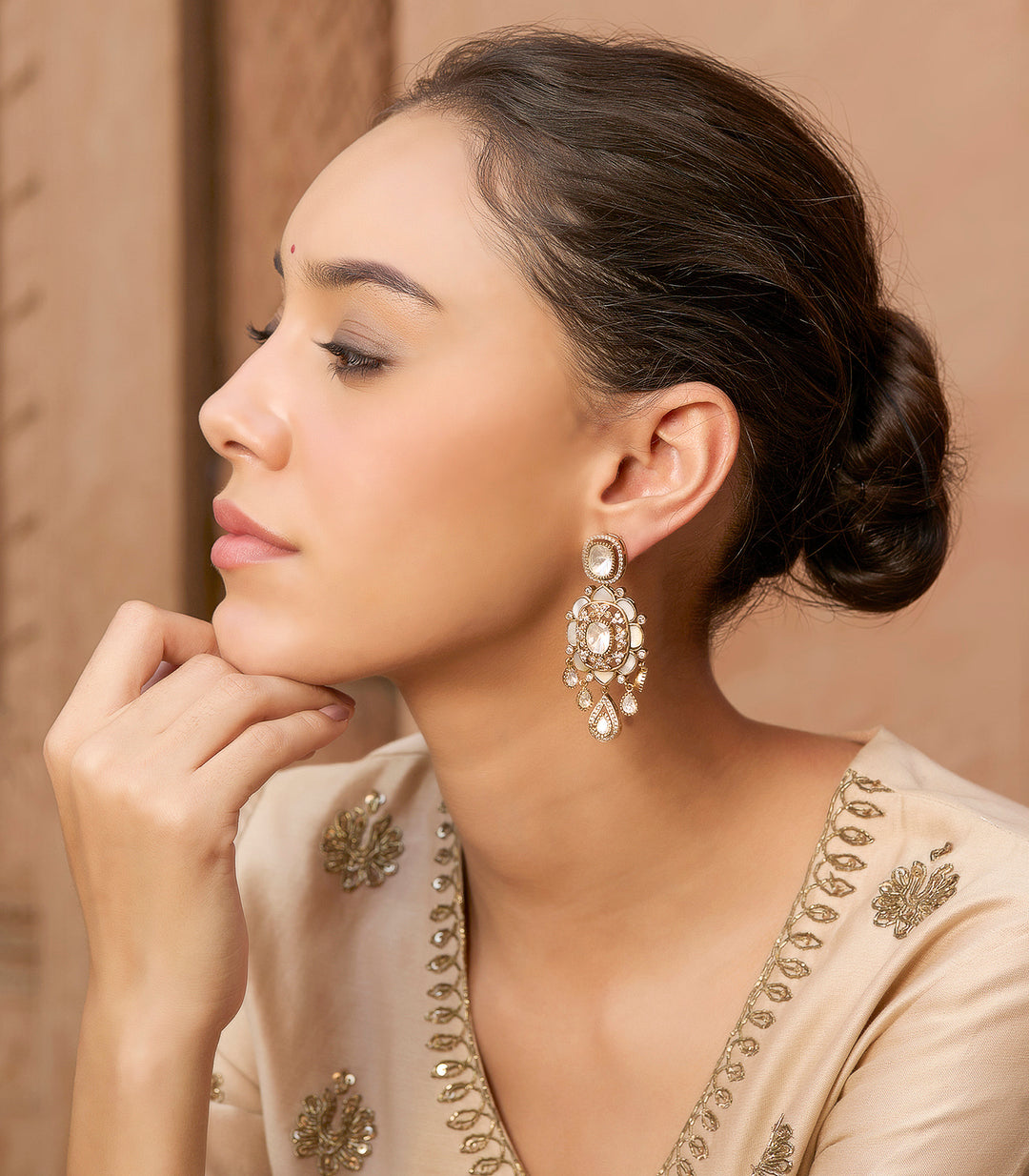 FALGUNI MOTHER OF PEARLS STATEMENT EARRING