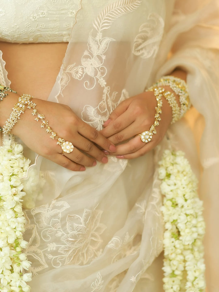 Chitrali White Kundan Hathphool