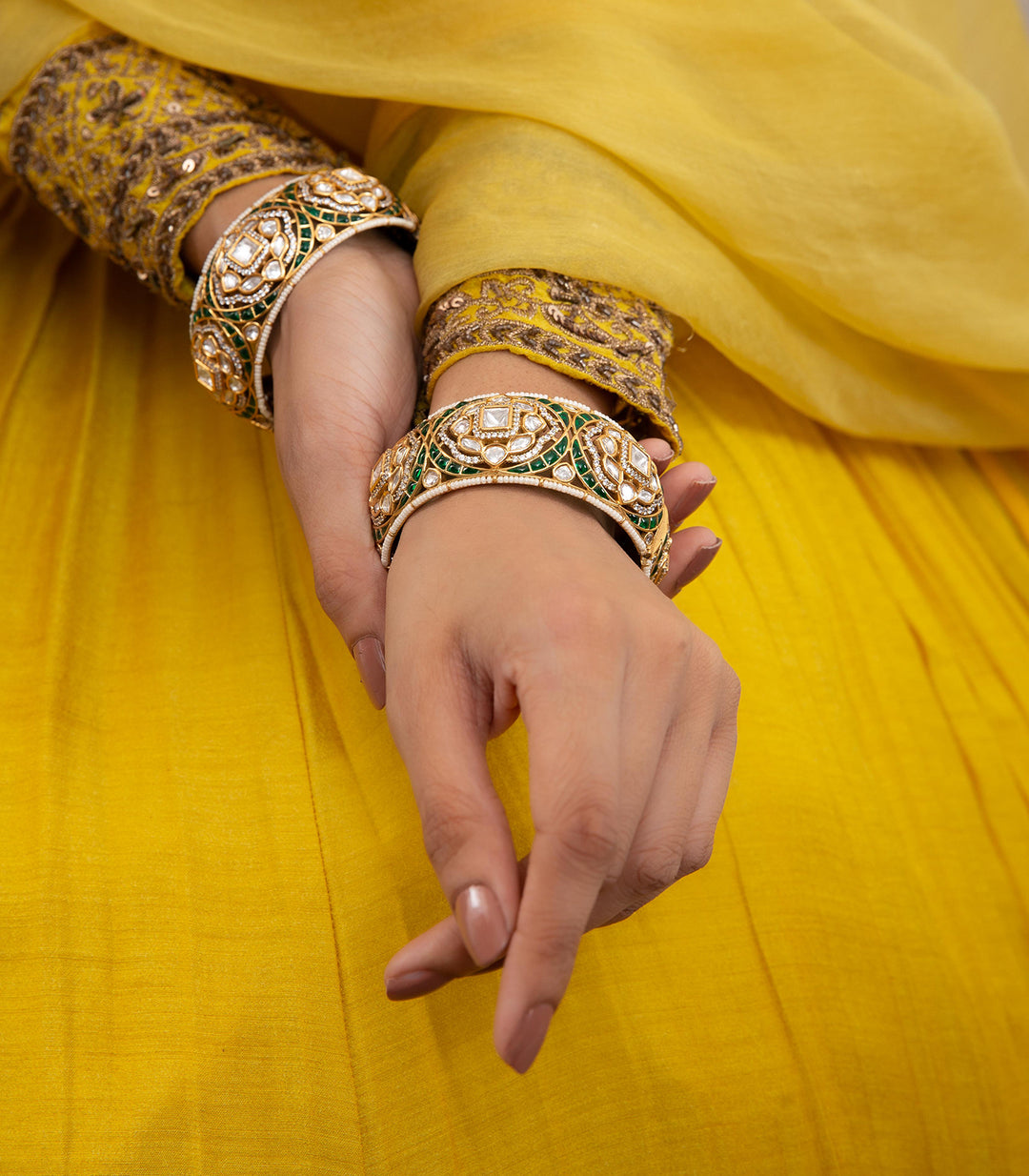 NANDITA GREEN POLKI BANGLES