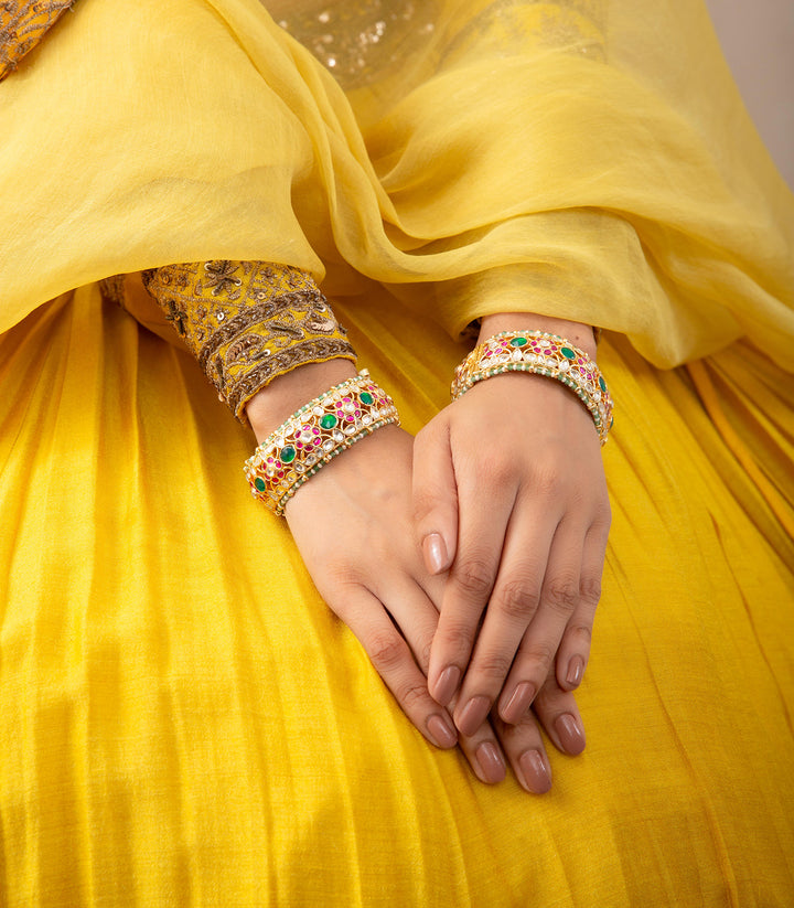 URVASHEE RED & GREEN KUNDAN BANGLES