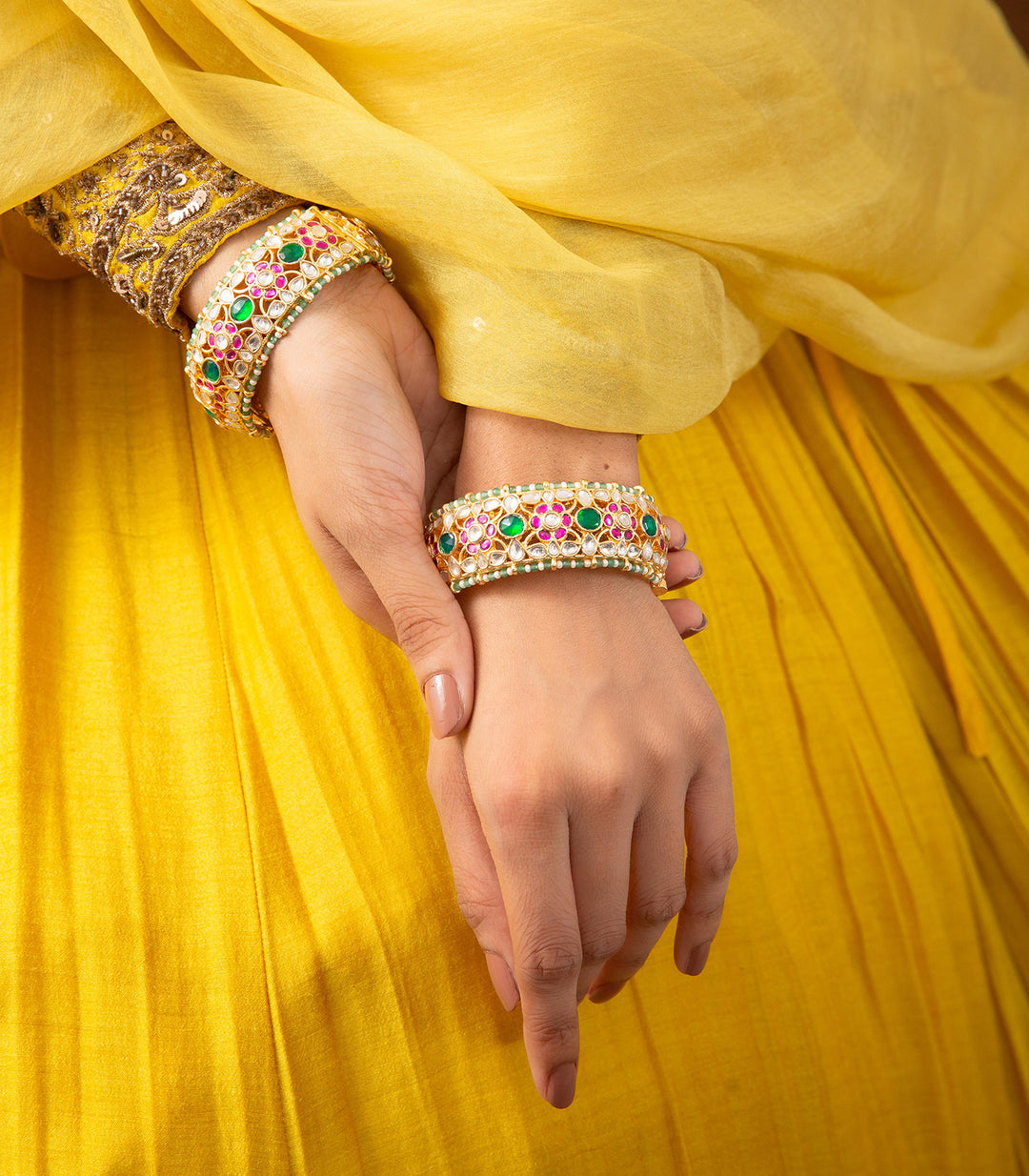 URVASHEE RED & GREEN KUNDAN BANGLES