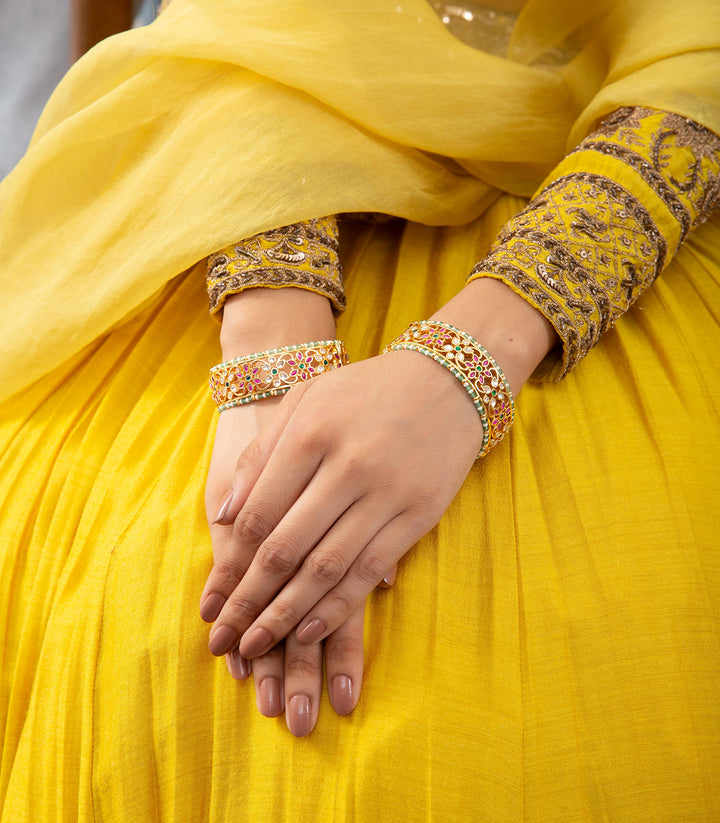 ISHIKA RED & GREEN KUNDAN BANGLES