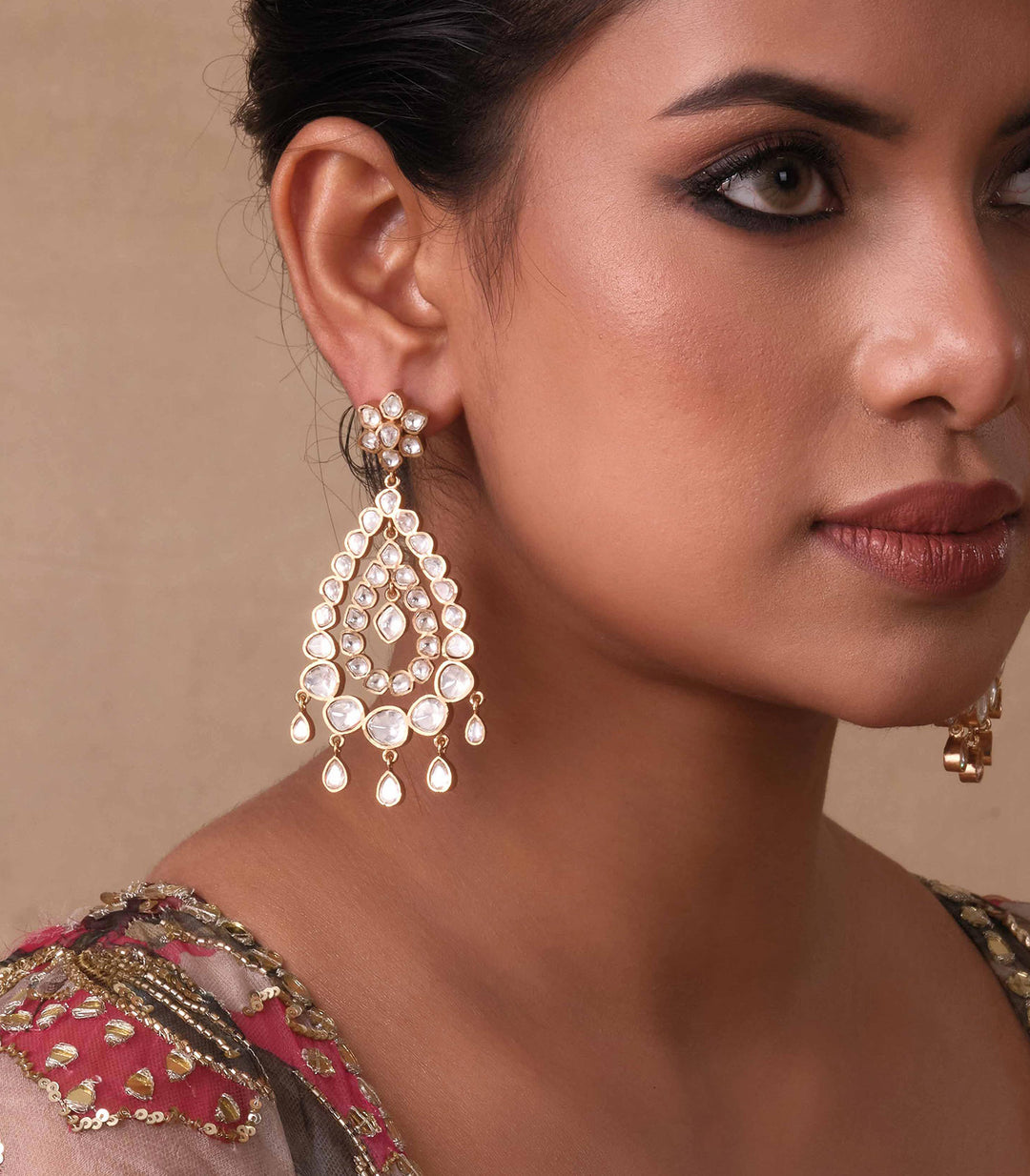 SVARA POLKI EARRING