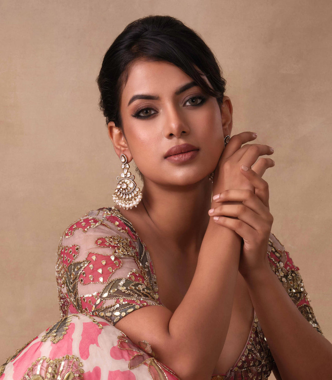 SADHIKA ANTIQUE FINISH POLKI EARRING